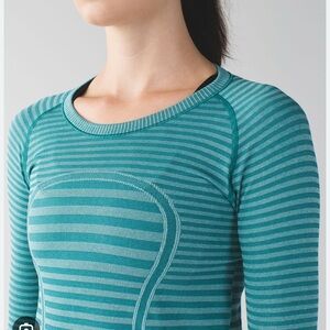 Lululemon Swiftly Tech Long Sleeve Crew Top Women’s 4 Heathered Forage Teal